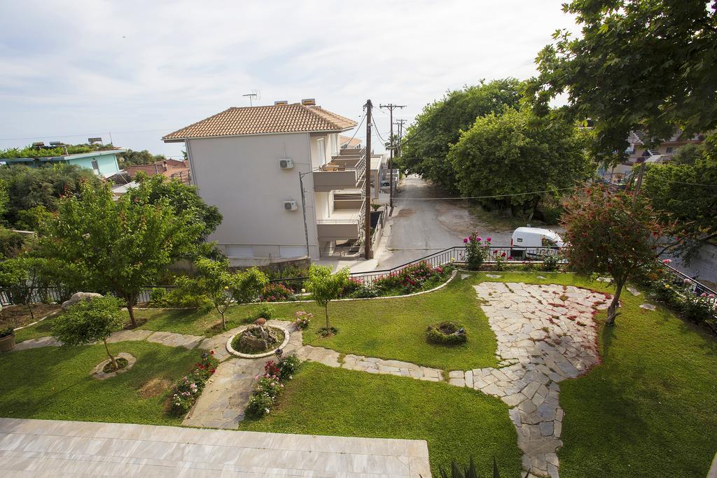 Chita'S House Villa Paralia Vrachou Buitenkant foto